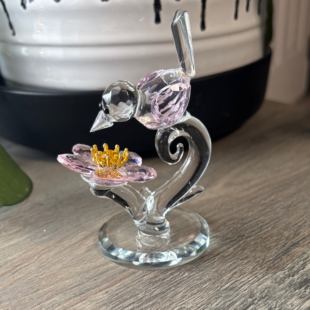 Source Unknown Pink and Clear Crystal Bird on Flower Figurine - Picture 1 of 3